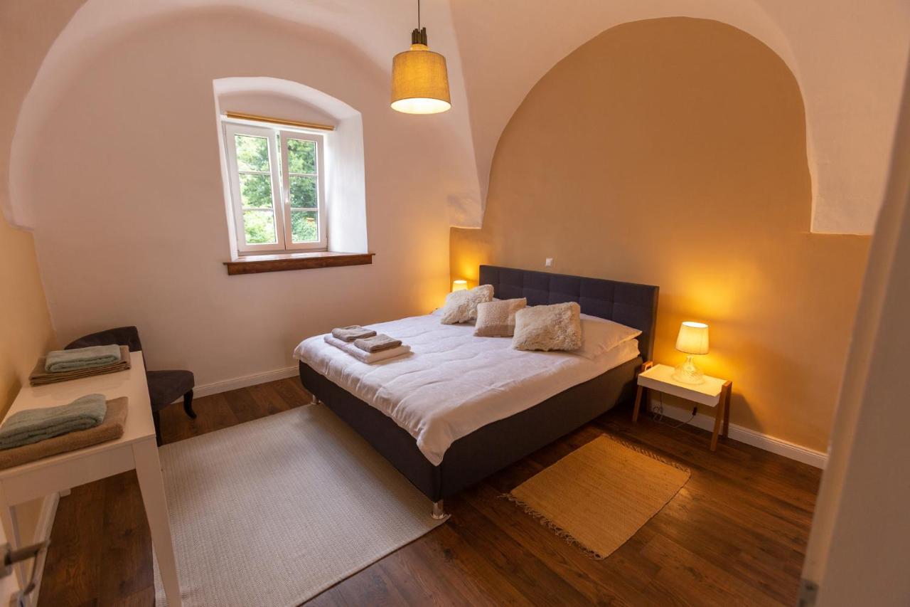 Pferdegut Schloss Treffen Apartments Gortschach  Εξωτερικό φωτογραφία