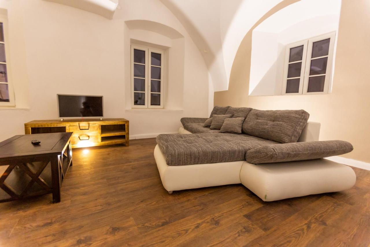 Pferdegut Schloss Treffen Apartments Gortschach  Εξωτερικό φωτογραφία