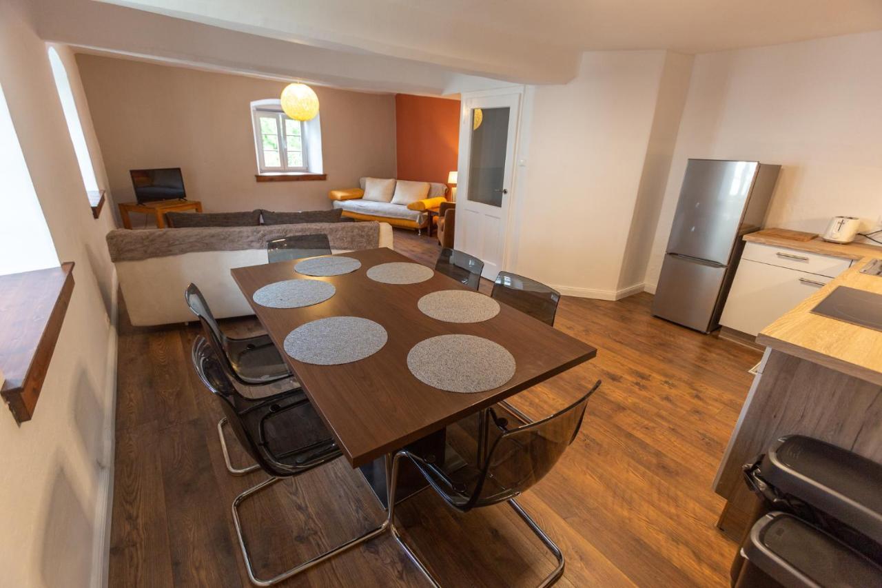 Pferdegut Schloss Treffen Apartments Gortschach  Εξωτερικό φωτογραφία
