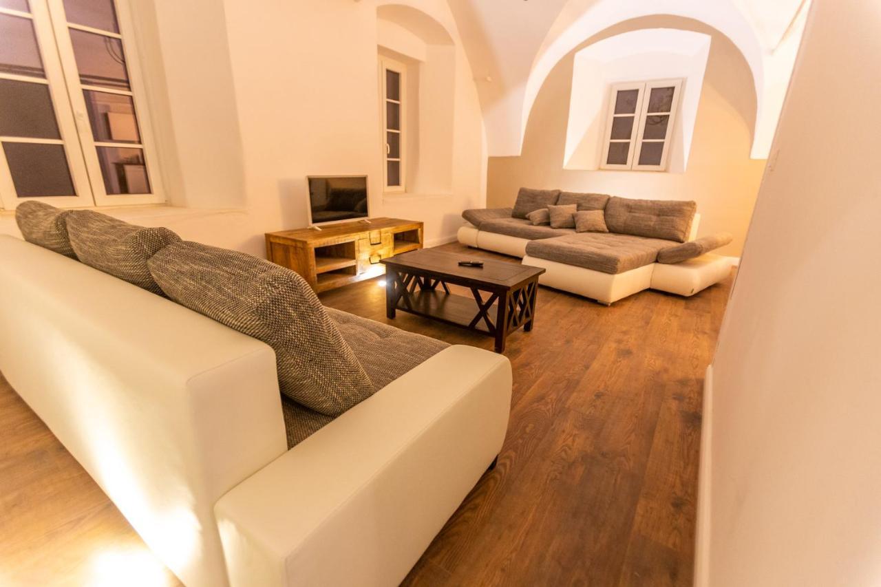 Pferdegut Schloss Treffen Apartments Gortschach  Εξωτερικό φωτογραφία
