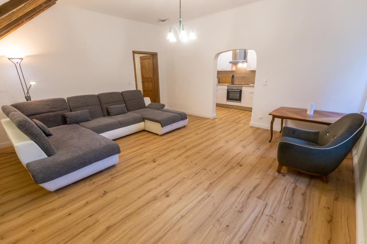 Pferdegut Schloss Treffen Apartments Gortschach  Εξωτερικό φωτογραφία